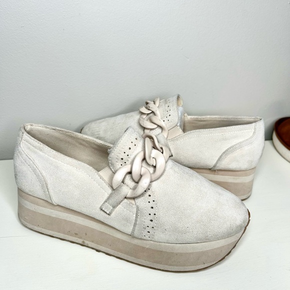 Women's Pierre Dumas Paloma Ivory Platform Slip-On Shoes - Picture 1 of 3